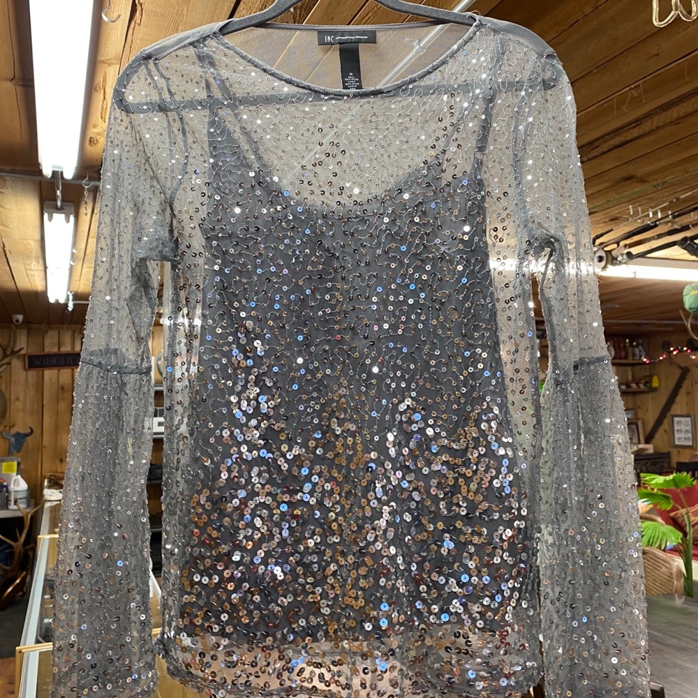 INC Top 2pc silver set Sequin